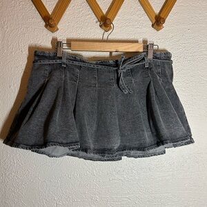 Wild Fable Charcoal Pleated Mini Skort